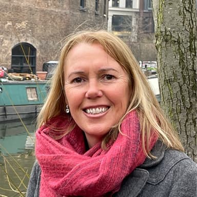 Julia Davies angel investor