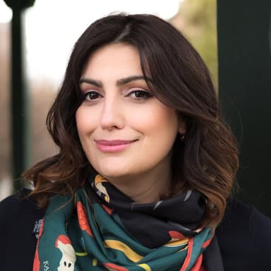 Mia Bennett angel investor