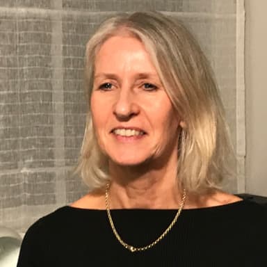 Caroline Hayward angel investor