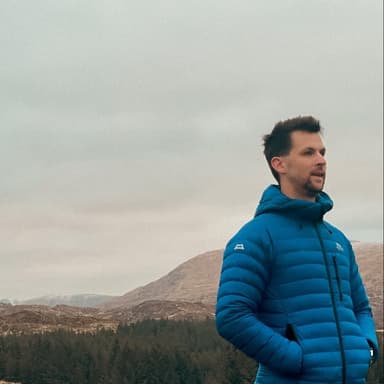 Tom Backhouse angel investor
