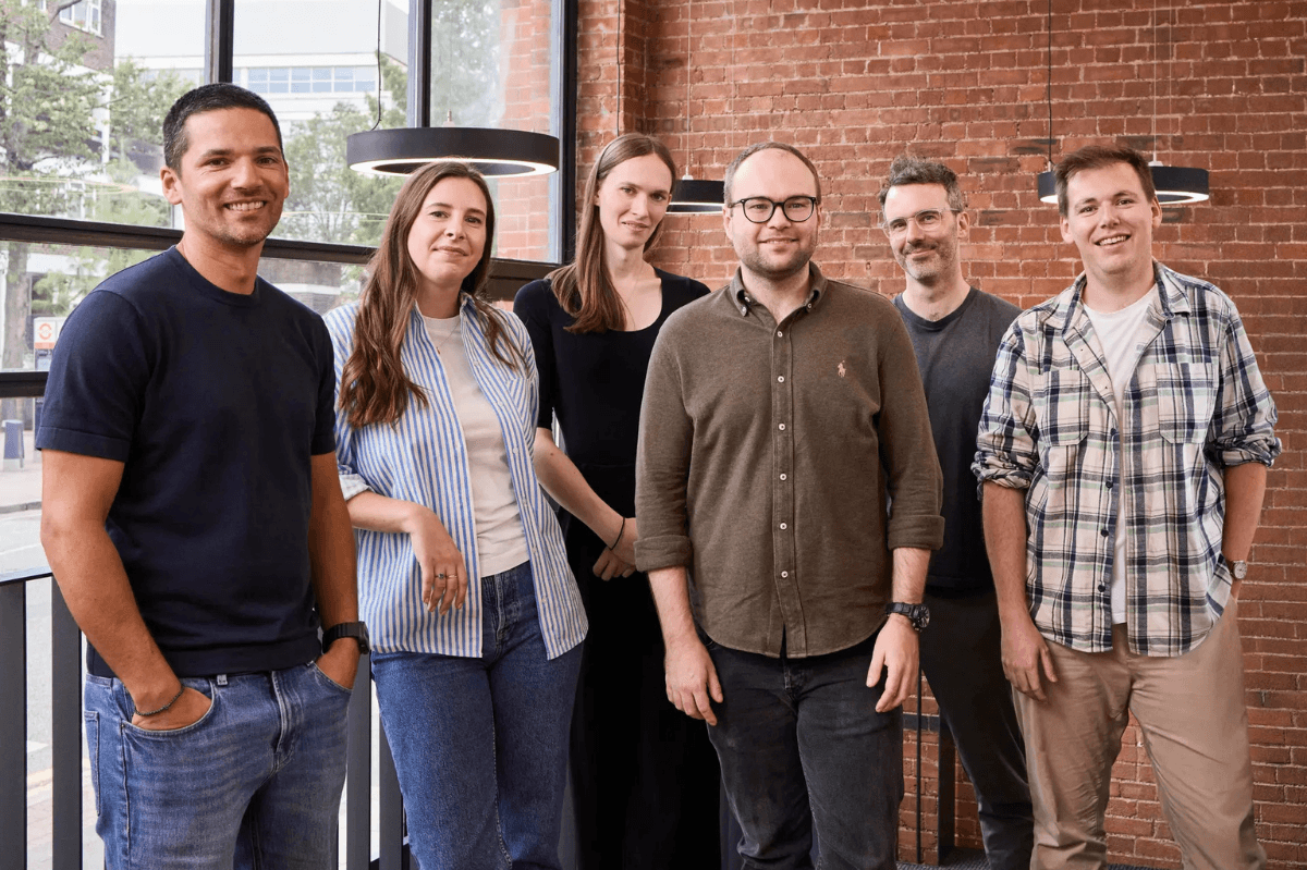 Fintech startup Clove raises £10m pre seed led by Accel with Kindred